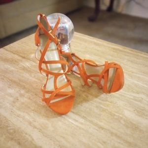 BCBGeneration size 7 heels